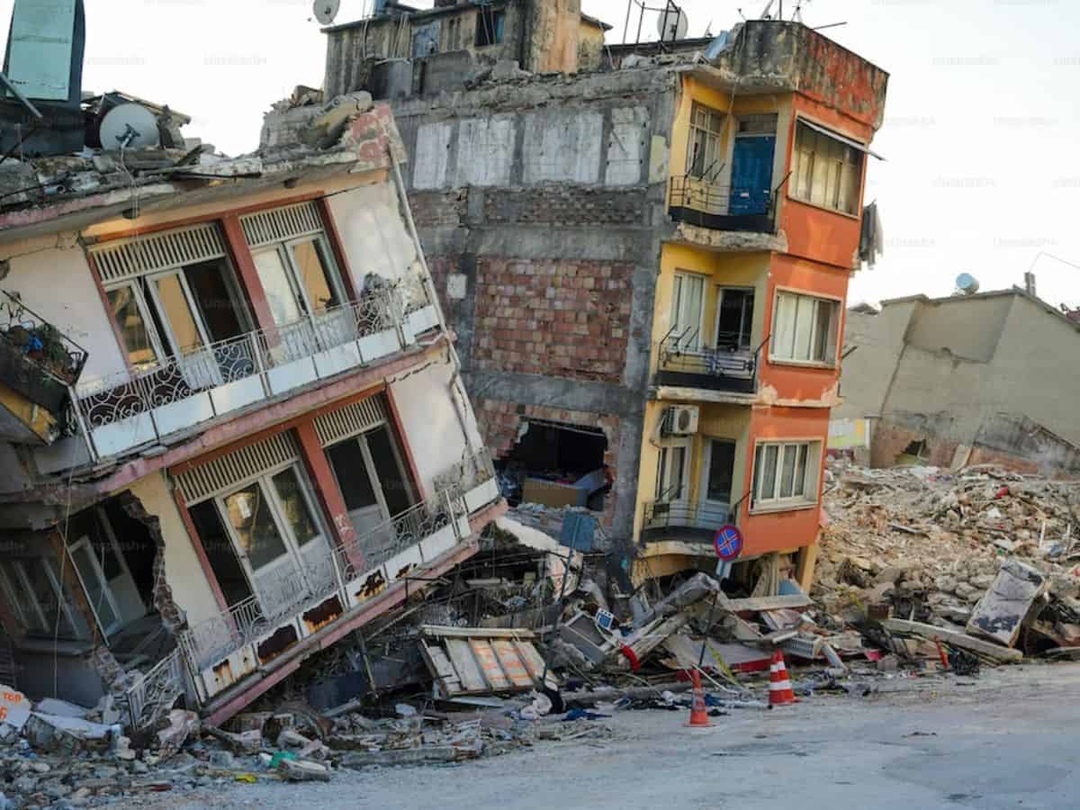 Map showing recent earthquakes in India 2025 with high-risk zones