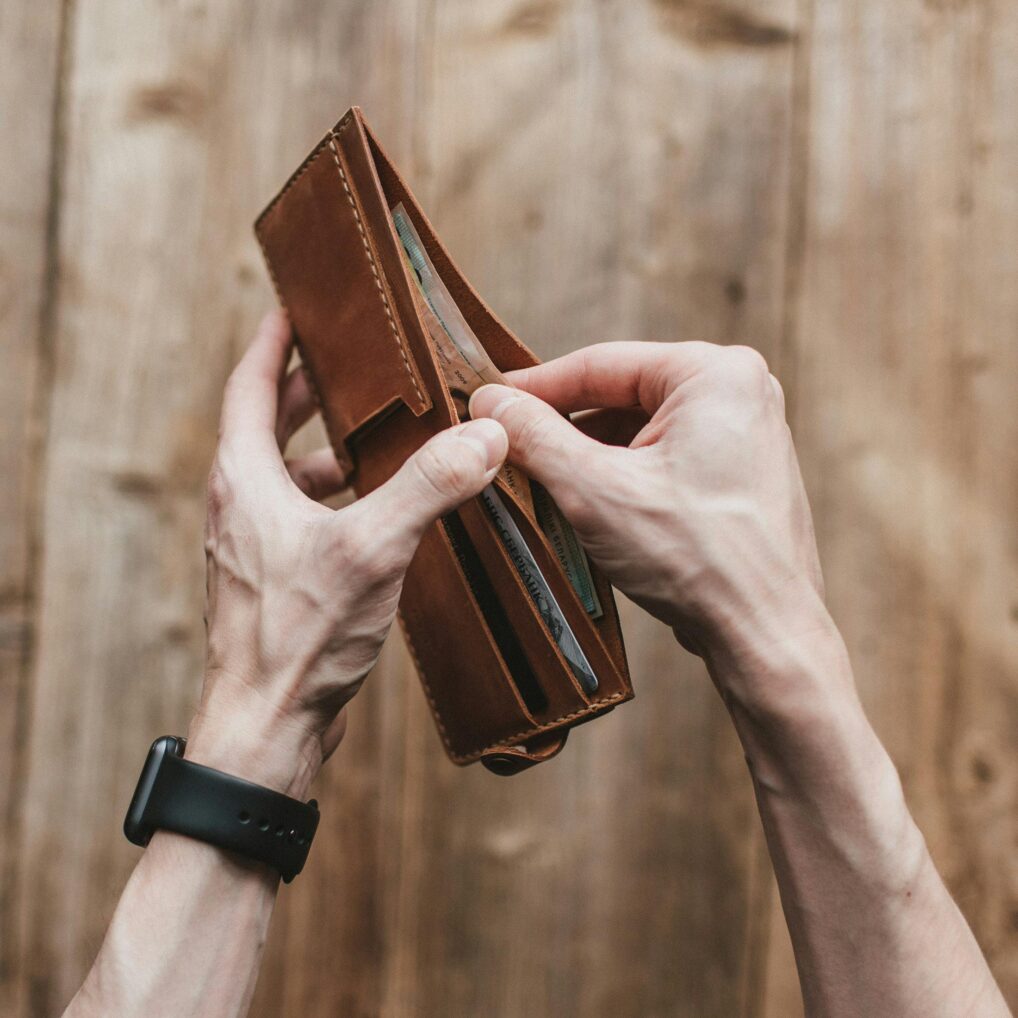 Emergency Fund Challenge printable tracker sheet for 2025 with savings jars and calendar